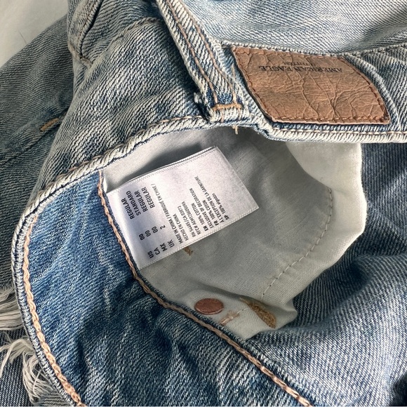 AEO - Ripped Jeans - Picture 5 of 6